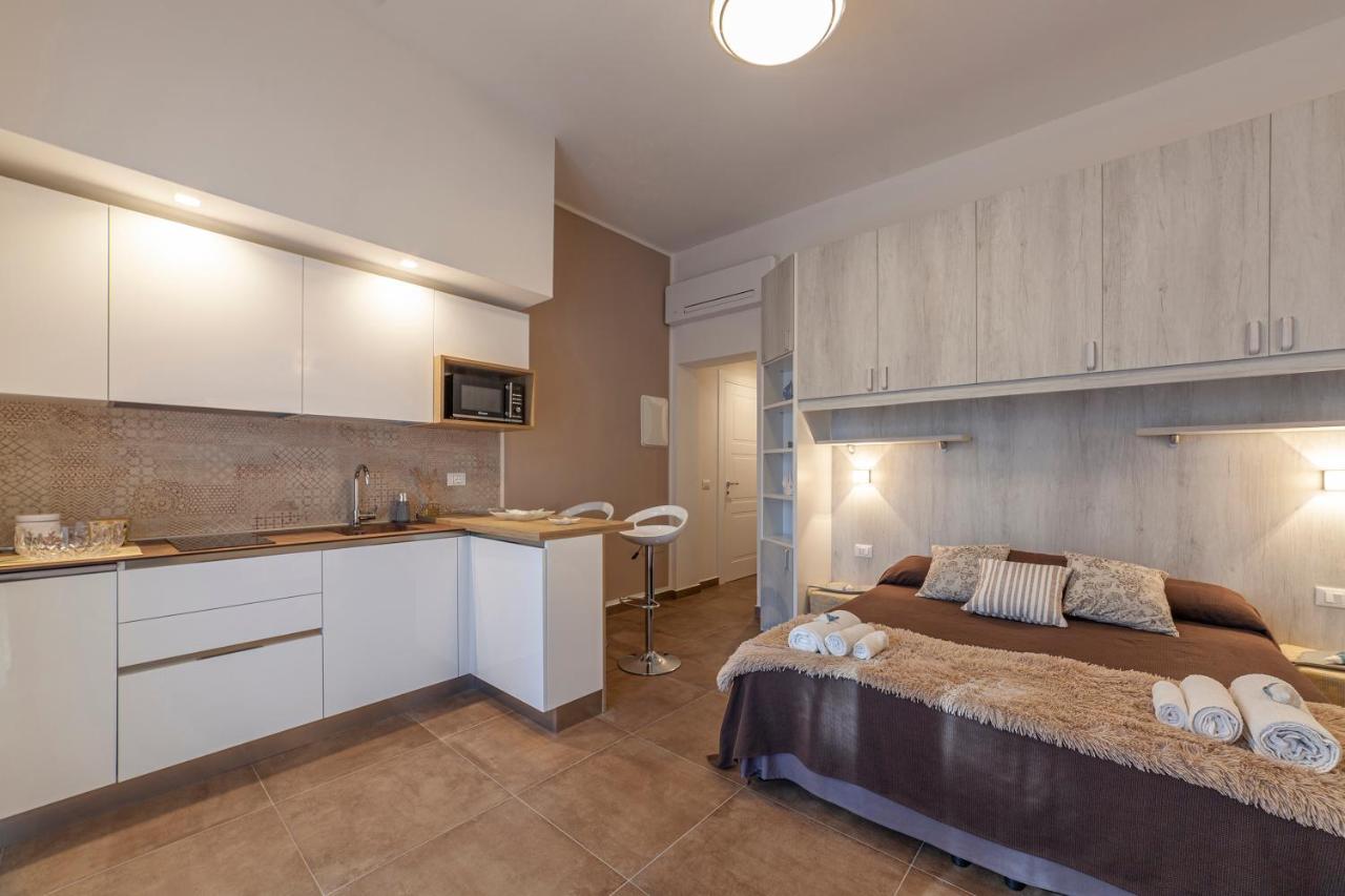 Prima Dell'Elba Family Apartments Пьомбино Екстериор снимка