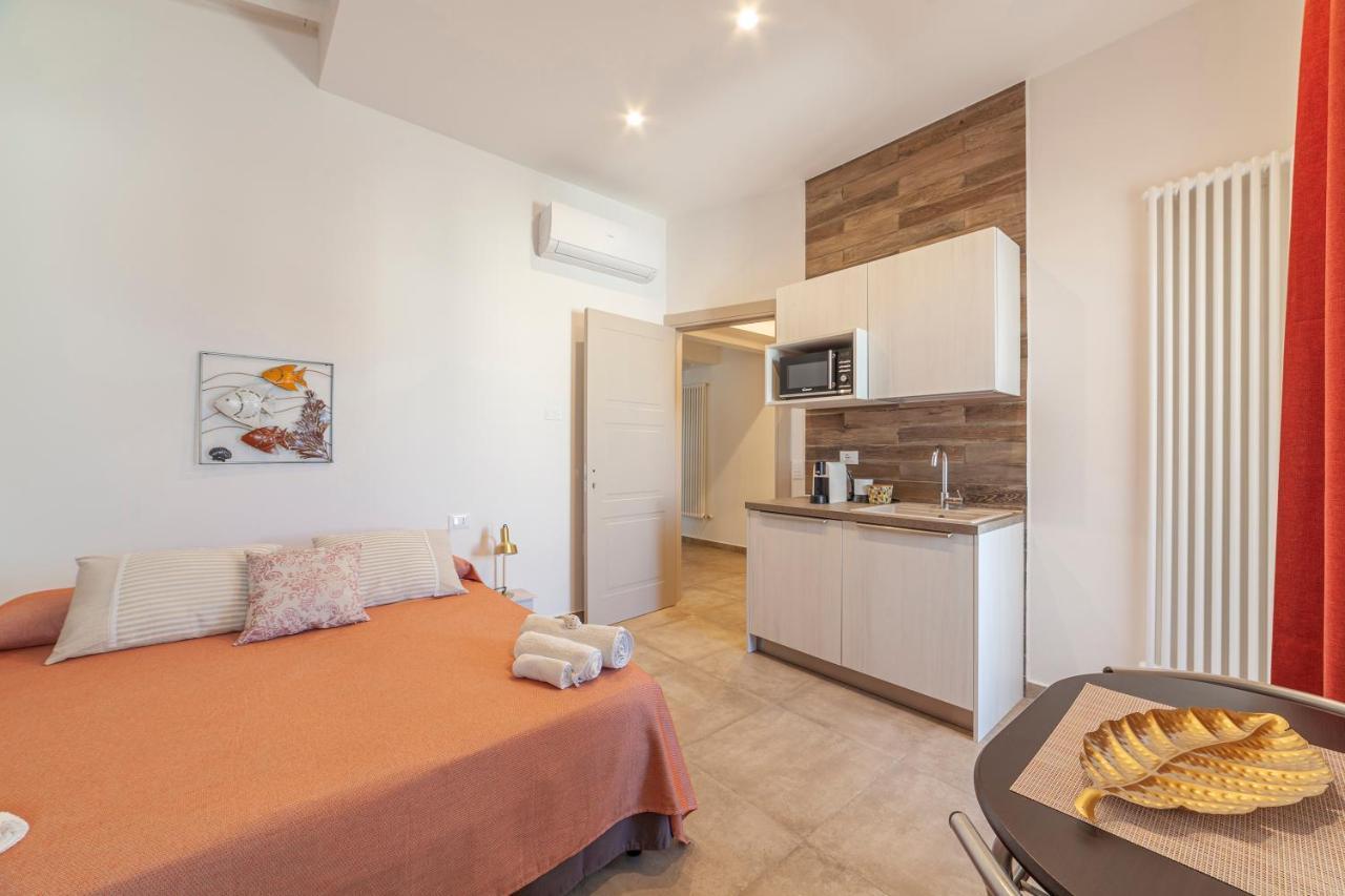 Prima Dell'Elba Family Apartments Пьомбино Екстериор снимка
