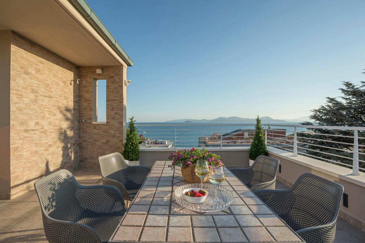 Prima Dell'Elba Family Apartments Пьомбино Екстериор снимка