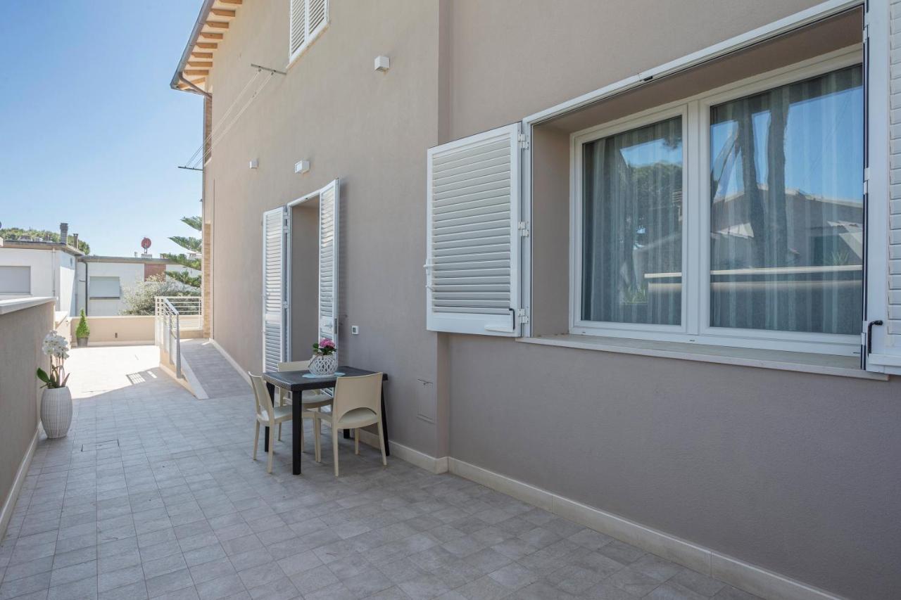 Prima Dell'Elba Family Apartments Пьомбино Екстериор снимка